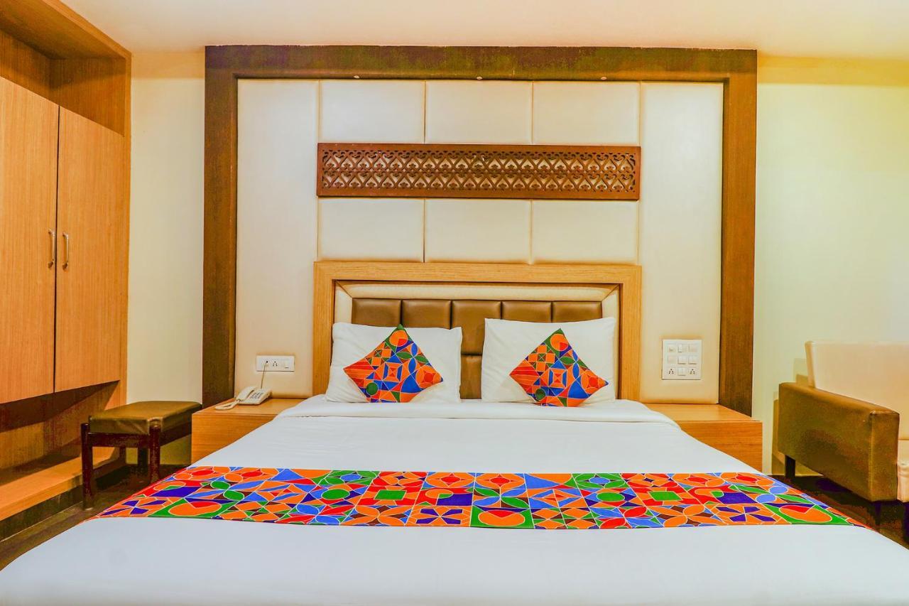Fabhotel Keerthi'S Anupama - Nr Indira Gandhi Stadium Vijayawāda Exterior foto